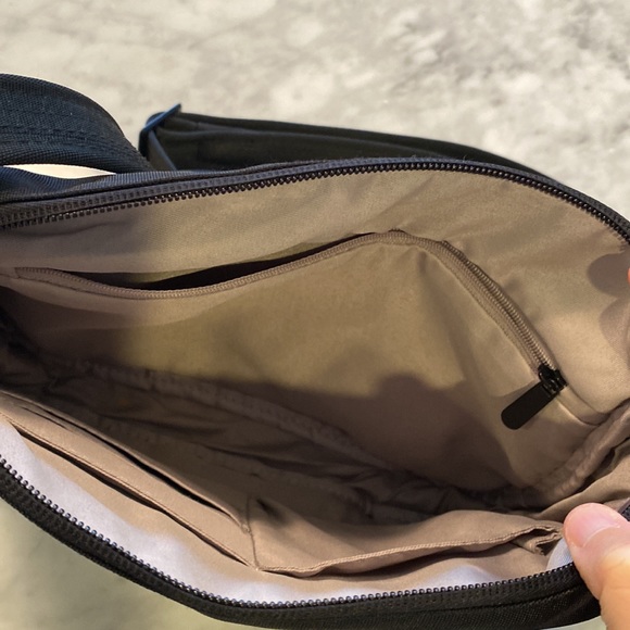 Target Anti Theft Bag - Picture 5 of 8